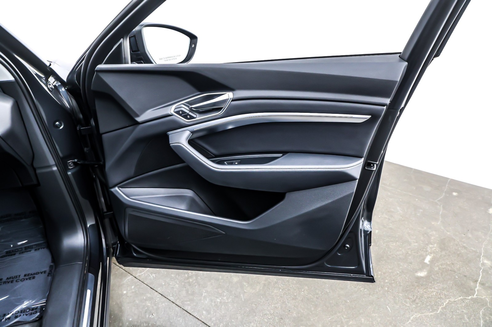 Used 2024 Manhattan Gray Metallic Audi Premium quattro image 25