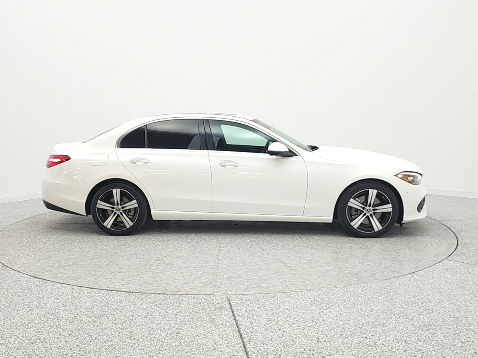 Used 2024 Polar White Mercedes-Benz C 300 Sedan image 4