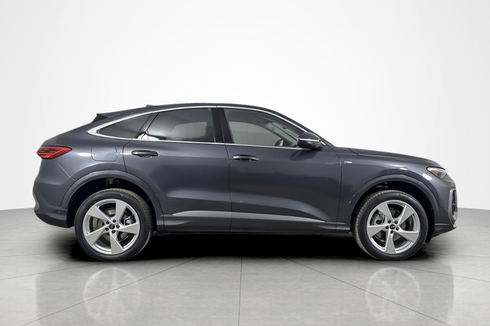 New 2025 Tambora Gray Metallic Audi Premium Plus 2.0 TFSI quattro image 7