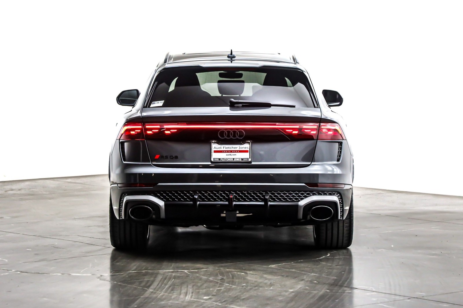 New 2026 Daytona Gray Pearl Effect Audi performance quattro image 3