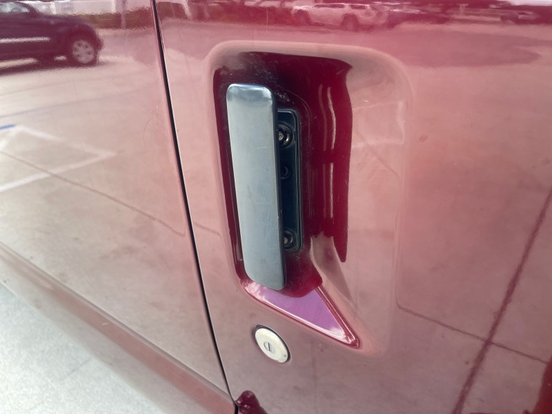 2006 Ford Econoline Wagon XLT 8 PASS LOW MILES 56328 in ,