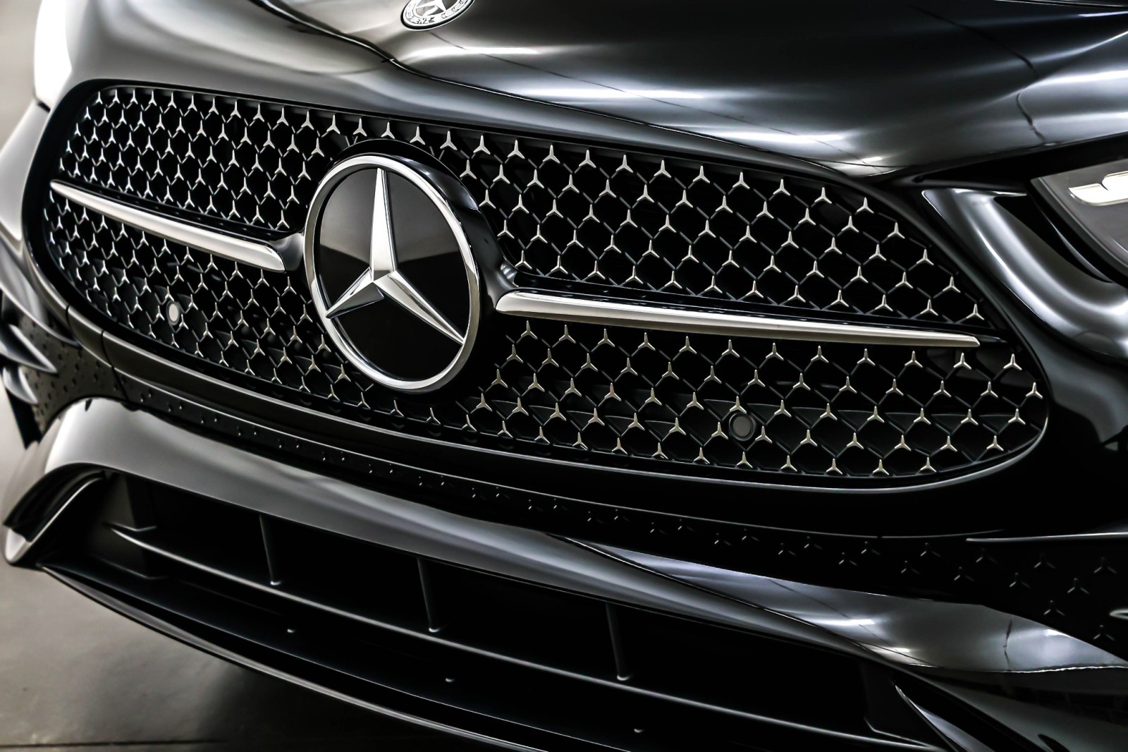 New 2026 Black Mercedes-Benz CLE 300 image 13