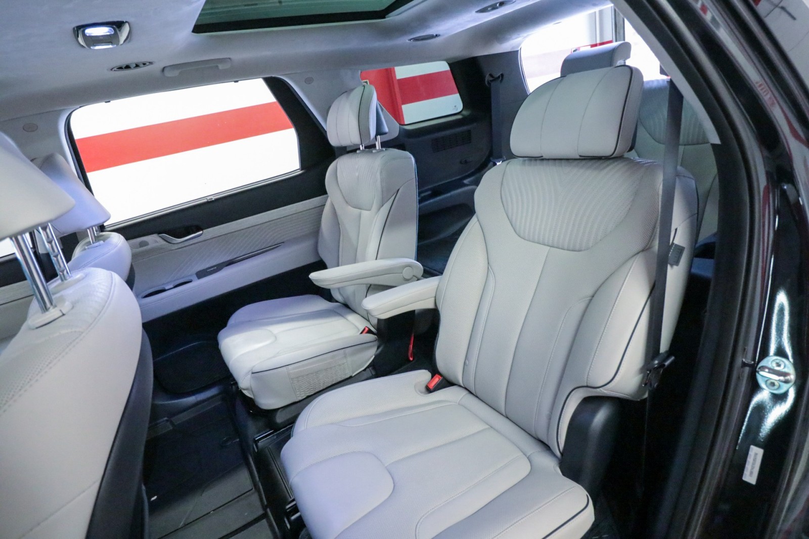 Used Car 2025 Hyundai Palisade  Calligraphy For Sale Under $50,000 In Austin, Texas