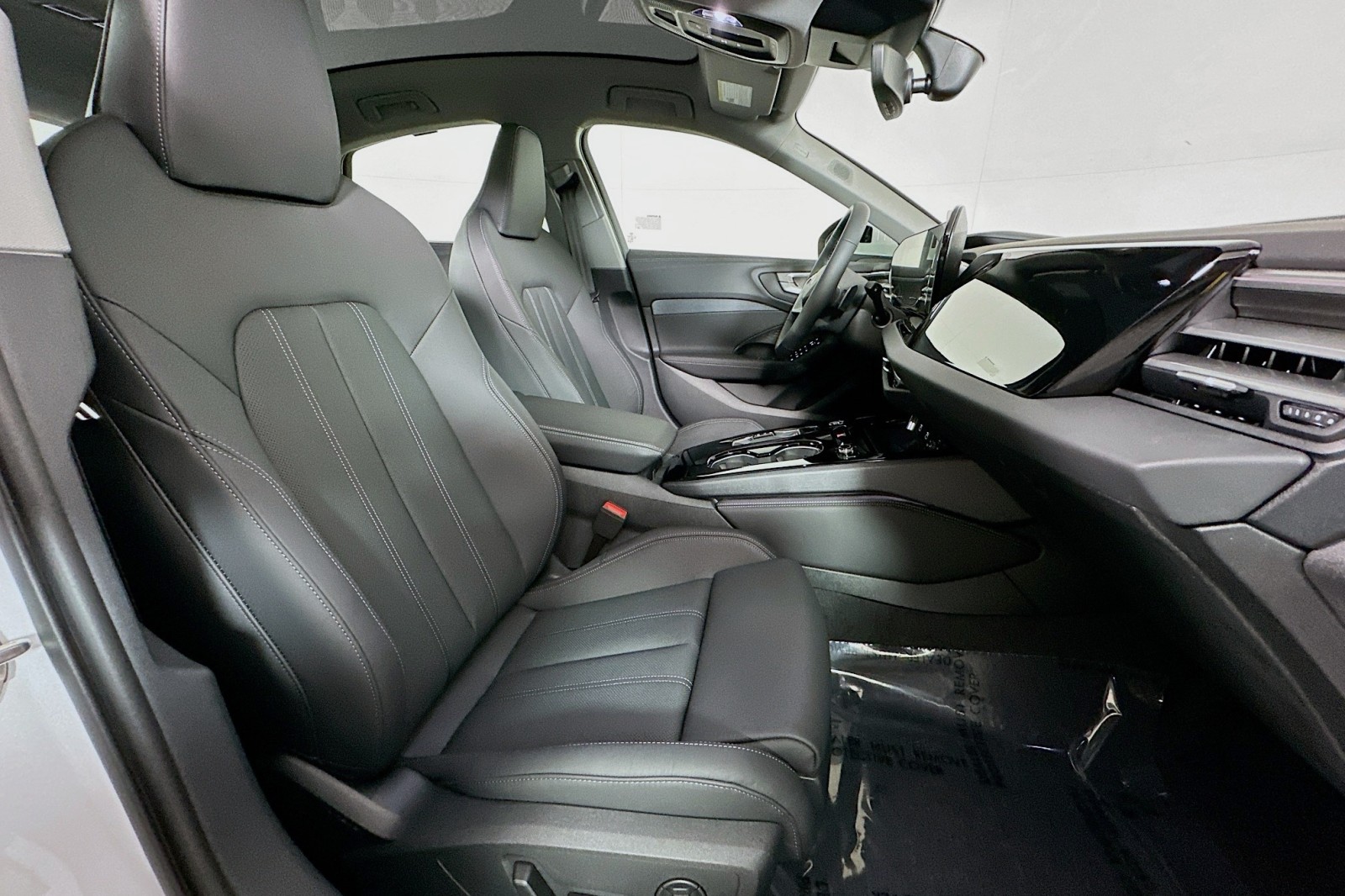 New 2025 Glacier White Metallic Audi Premium Plus image 8