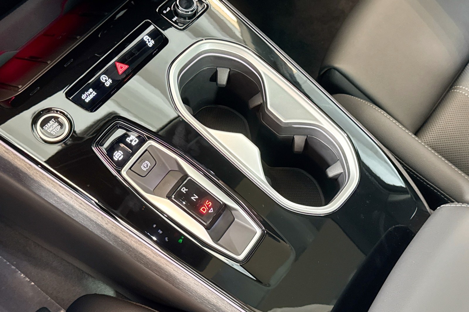 New 2026 DAYTONA GRAY Audi Premium Plus quattro image 14