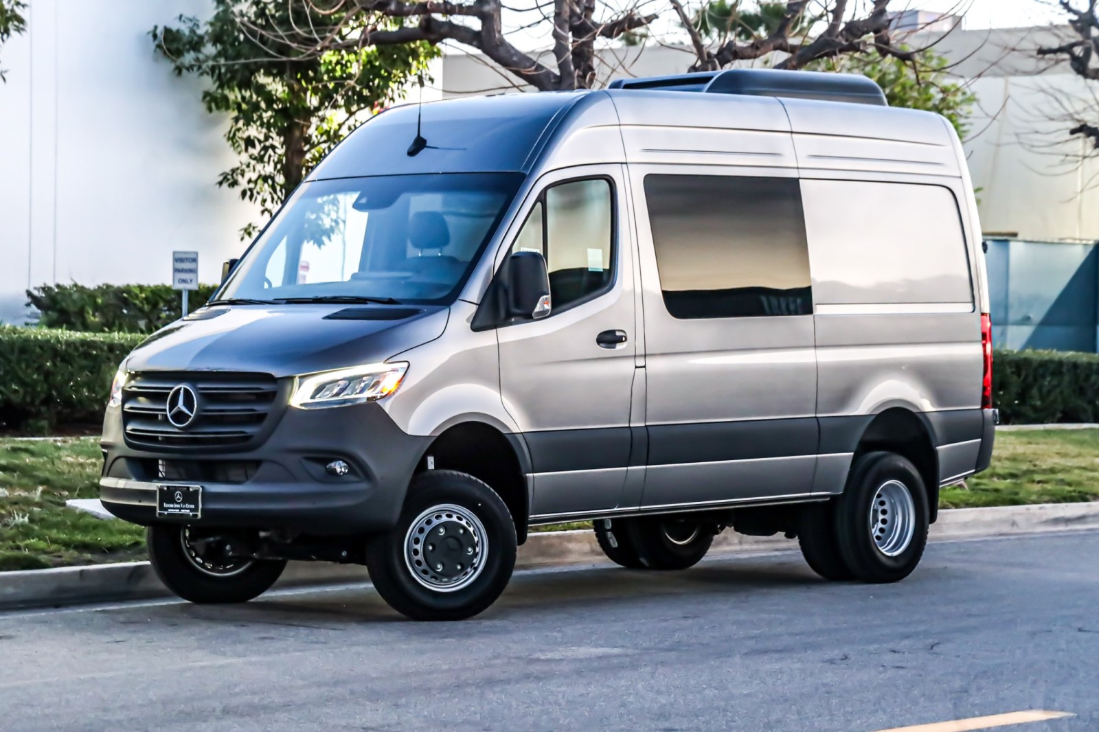 Benz sprinter fashion price