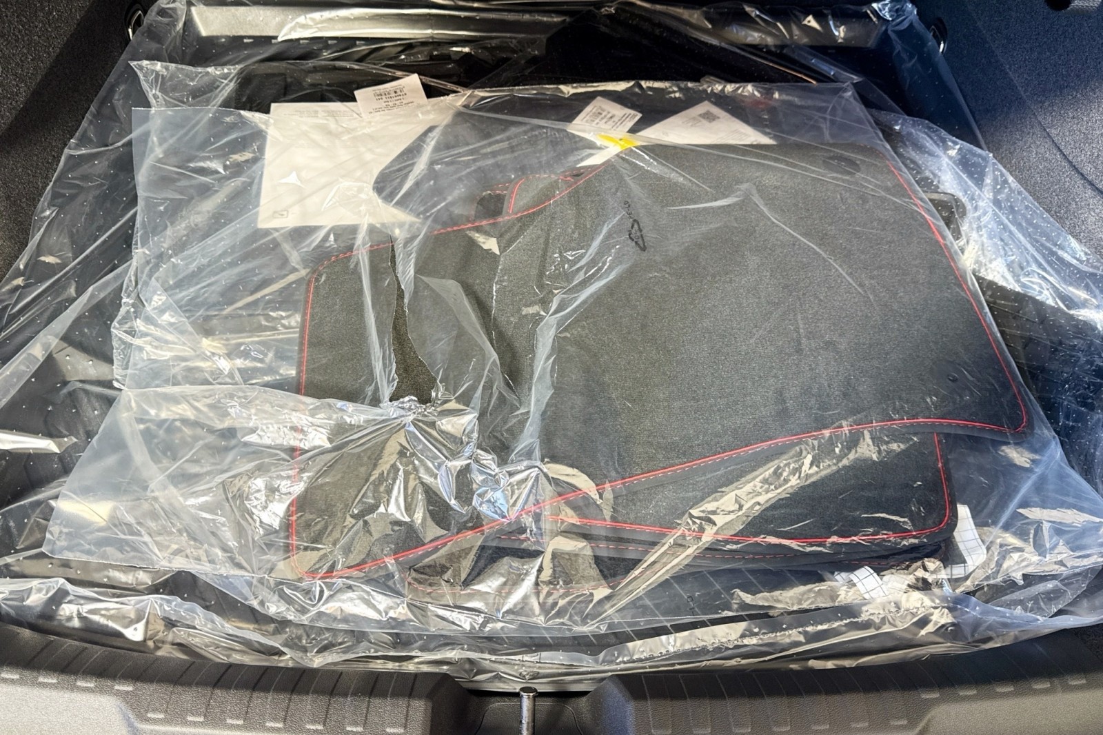 New 2026 Glacier White Metallic Audi quattro image 24