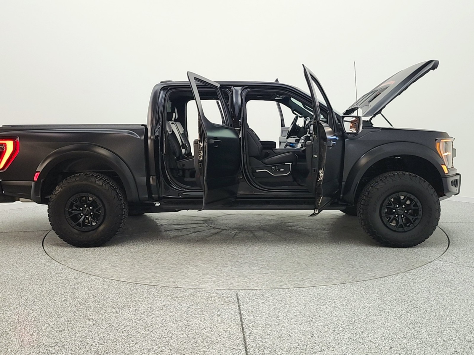 Used 2023 Agate Black Metallic Ford Raptor 4WD SuperCrew 5.5