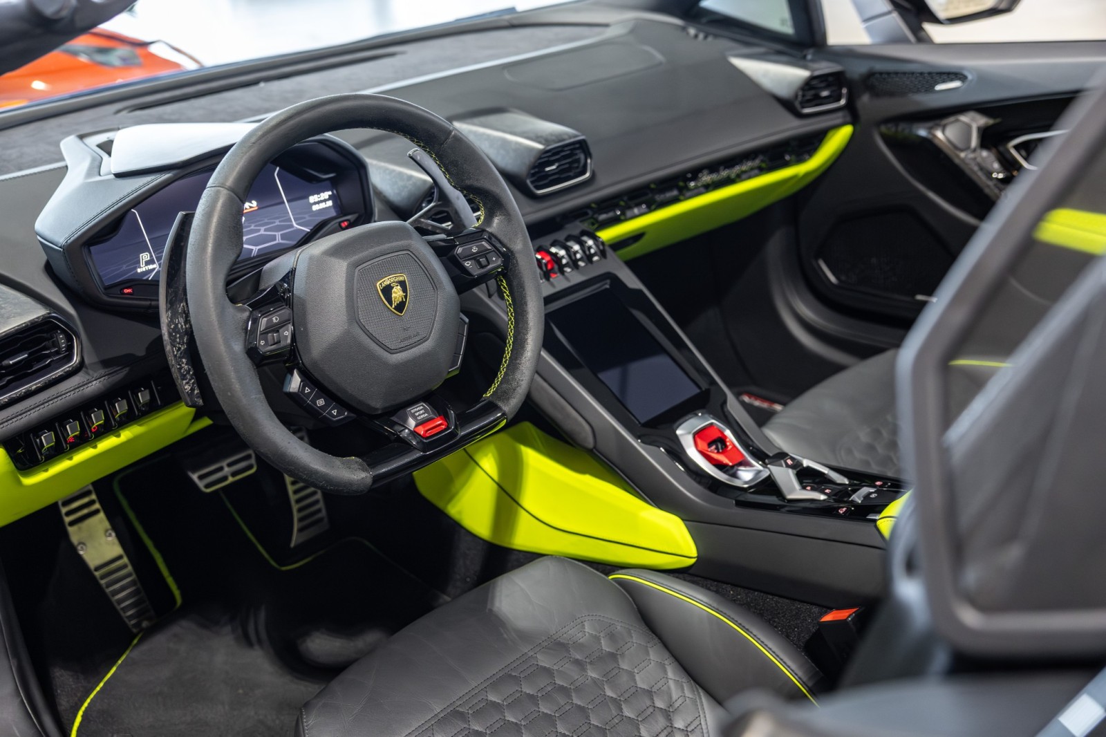 Used Car 2022 Lamborghini Huracan Evo  For Sale Under $330,000 In Boerne, Texas