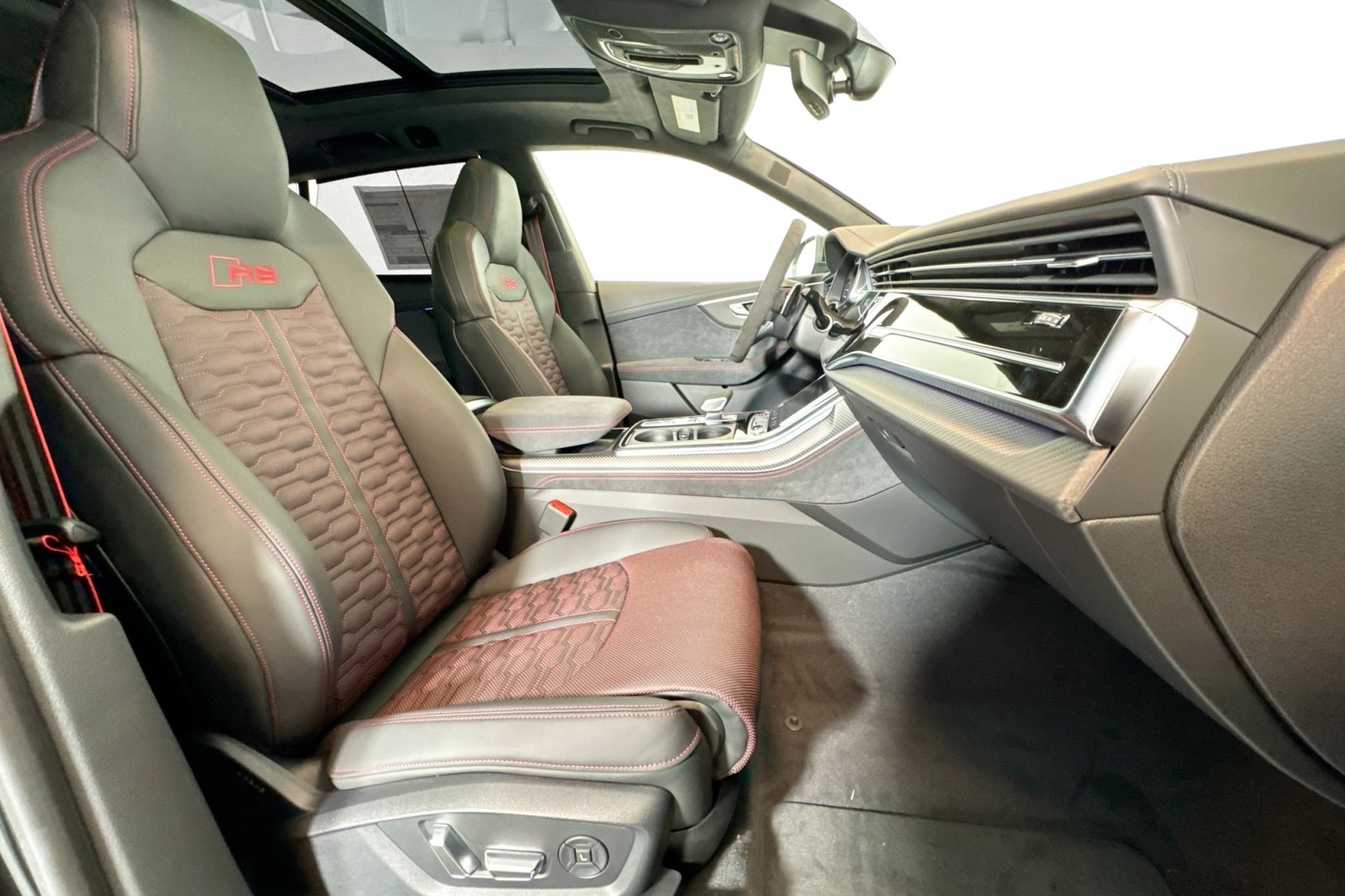 New 2026 Mythos Black Metallic Audi performance quattro image 25