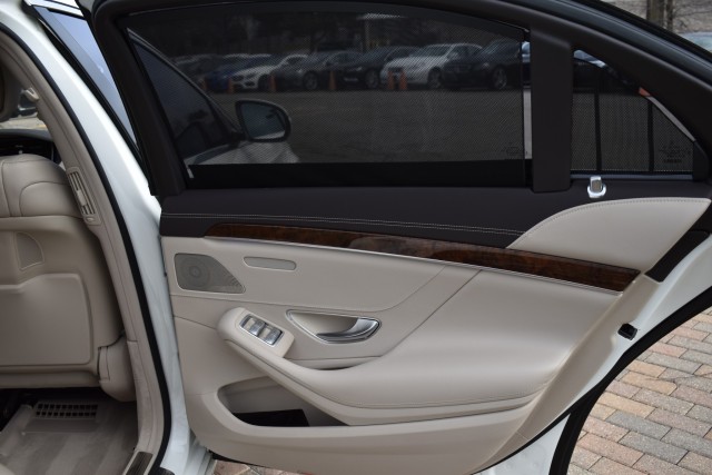 2015 Mercedes-Benz S550 4MATIC AWD Designo Matte Premium 1 Pkg. AWD Heated/Cooled 36