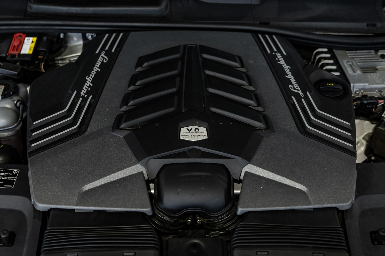 Used Car 2022 Lamborghini Urus  For Sale Under $200,000 In Boerne, Texas