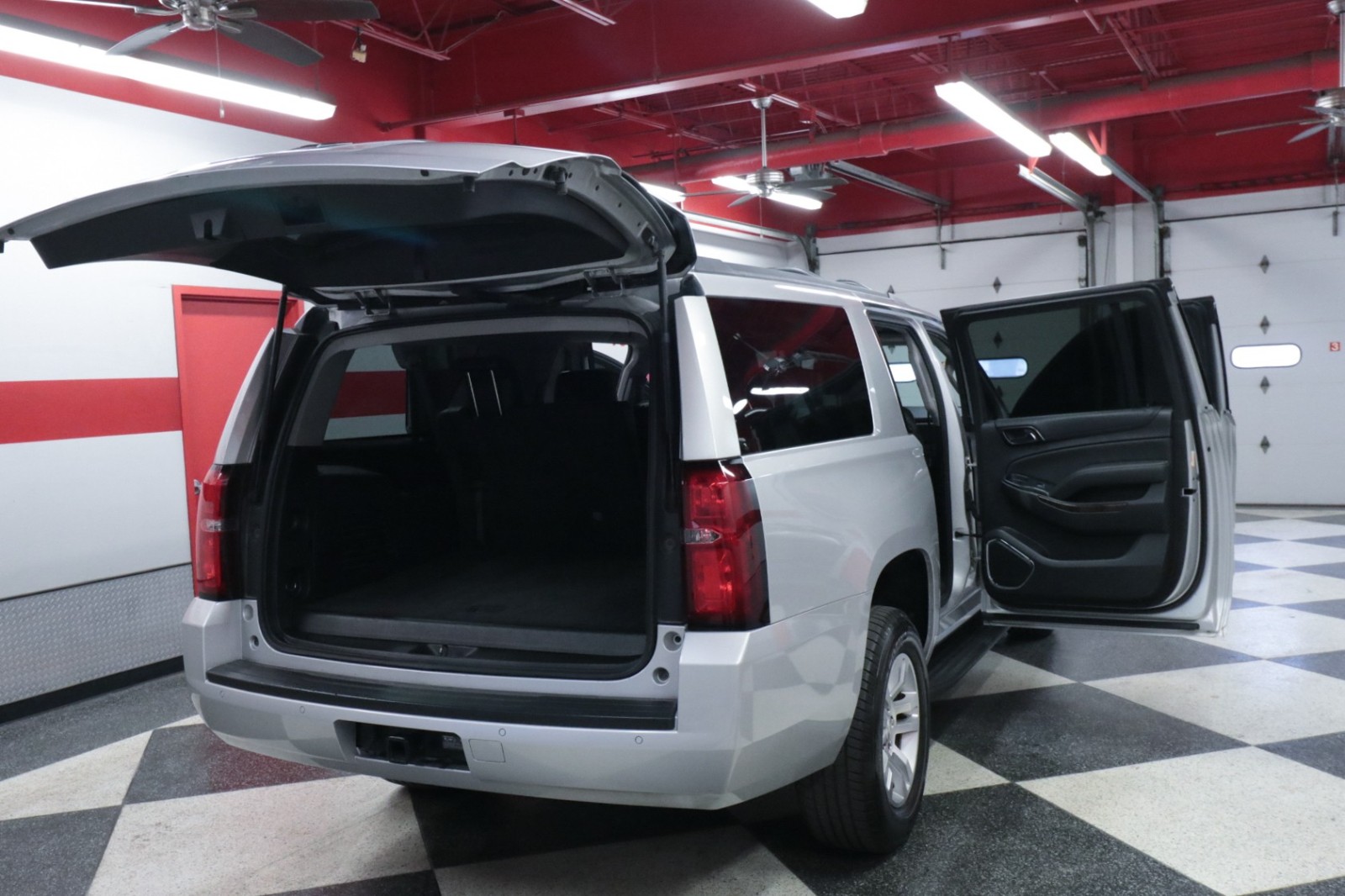 Used Car 2017 Chevrolet Suburban  Ls For Sale Under $25,000 In Austin, Texas