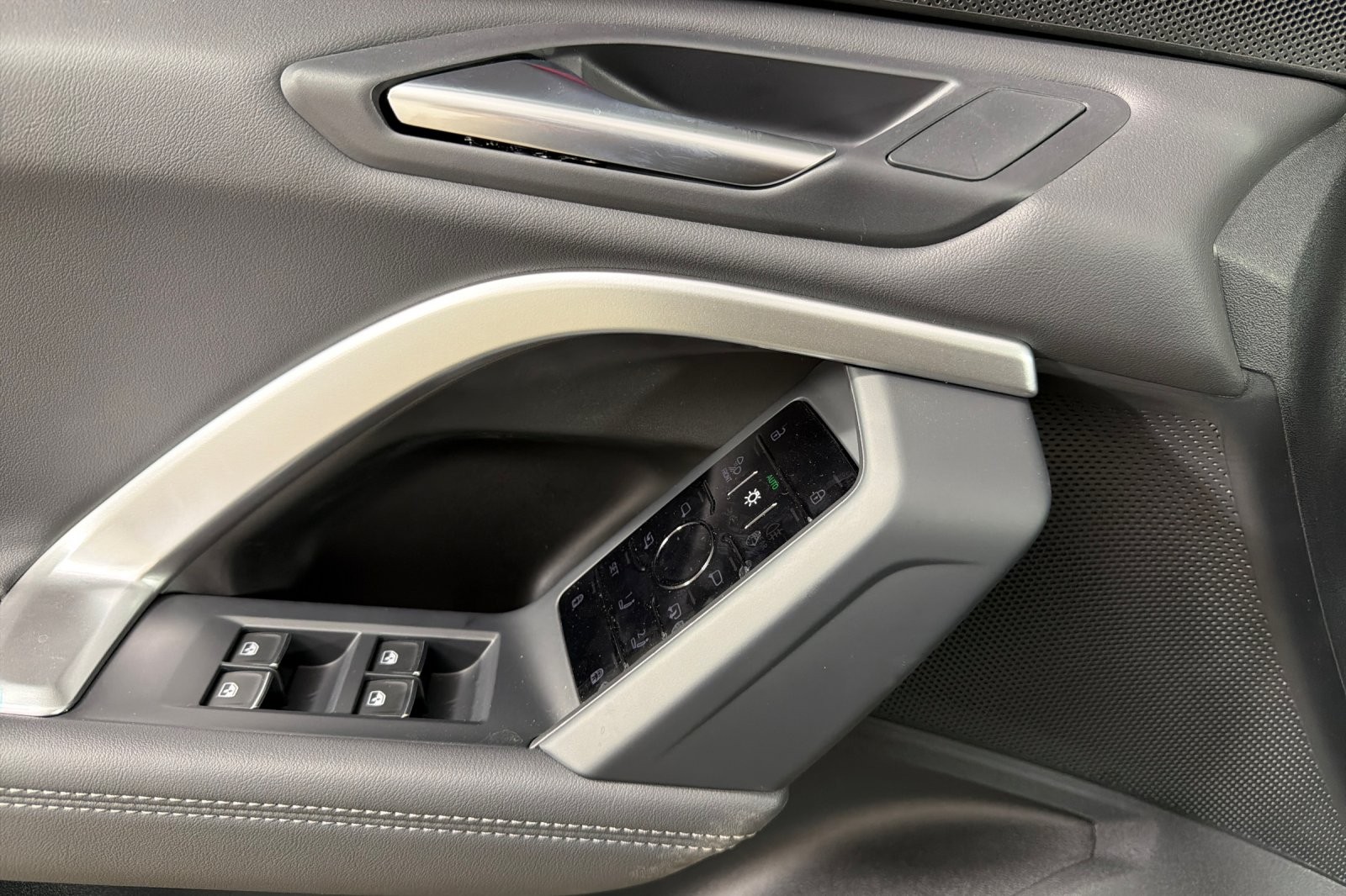 New 2025 Tambora Gray Metallic Audi Premium Plus 2.0 TFSI quattro image 10