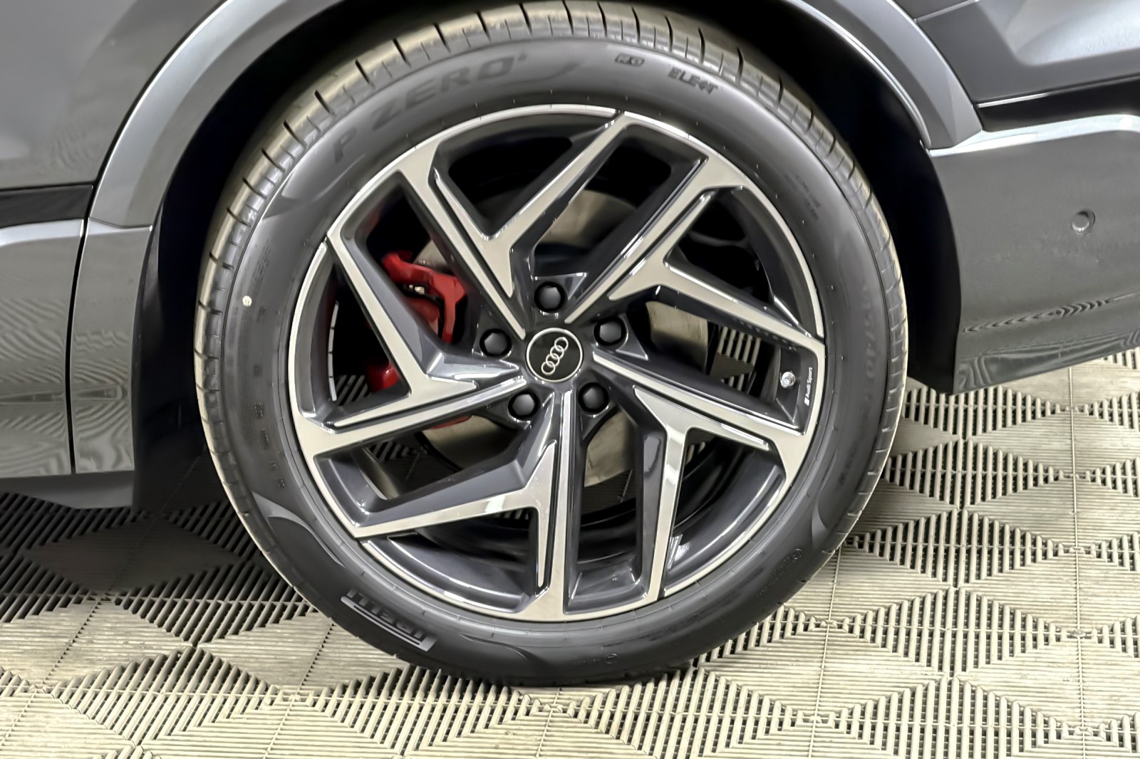 New 2027 Daytona Gray Pearl Effect Audi Premium Plus quattro image 24