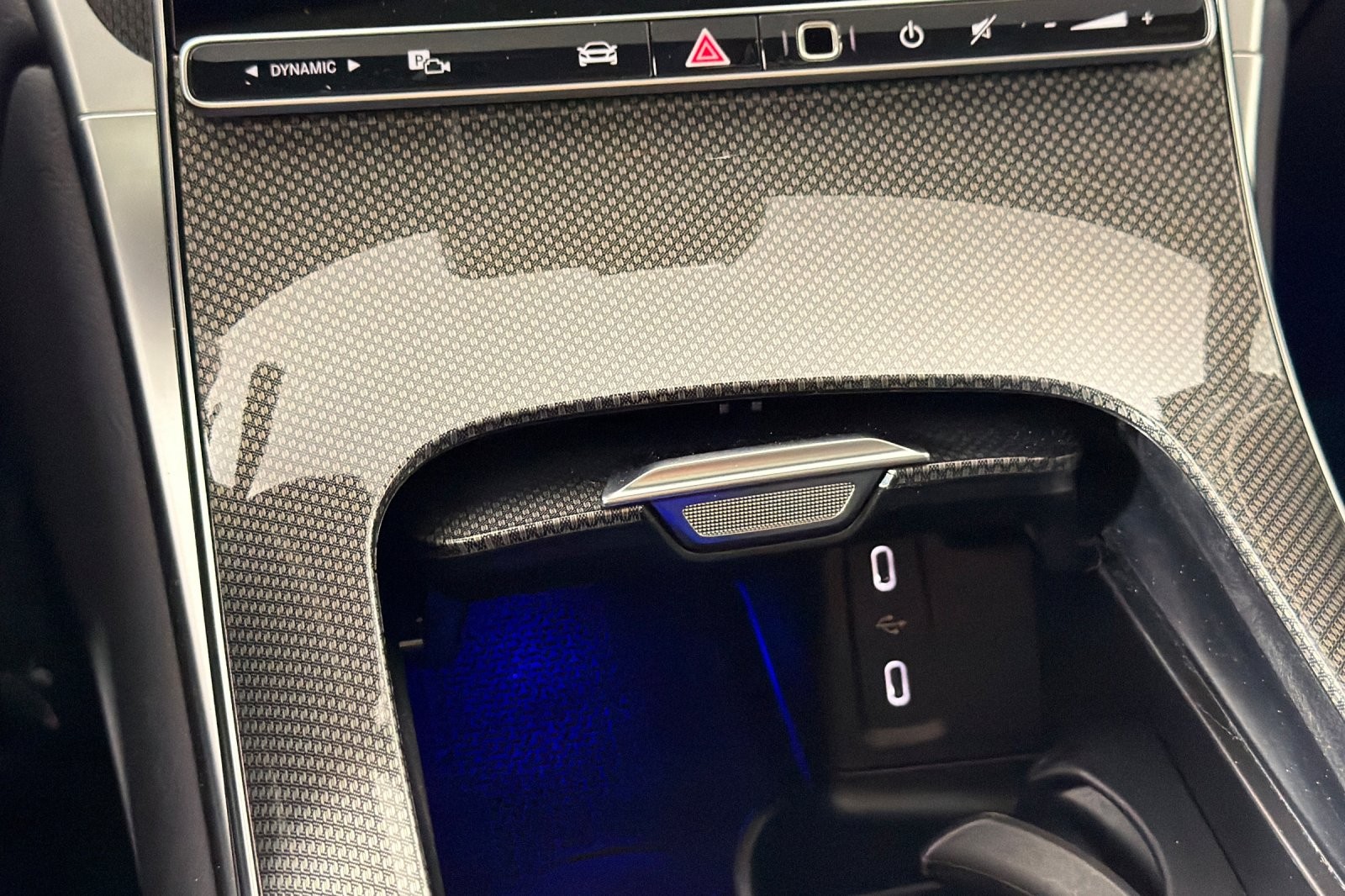 Used 2025 Black Mercedes-Benz GLC 300 SUV image 19