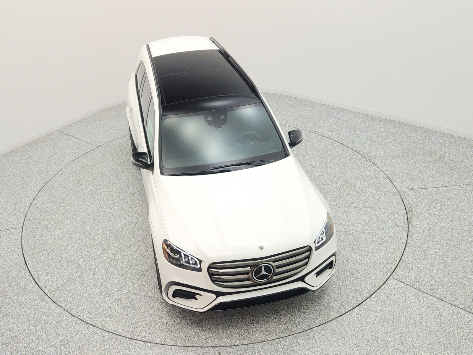 New 2026 Polar White Mercedes-Benz GLS 450 4MATIC® SUV image 17