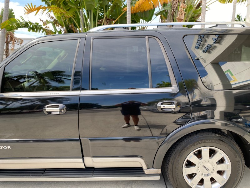2004 Lincoln Navigator LOW MILES 67,511 SUNROOF in ,