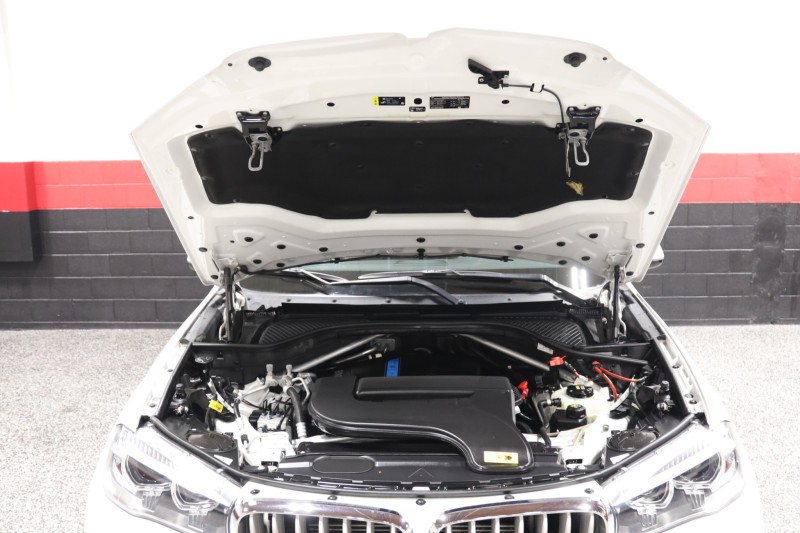 2017 BMW X5 xDrive40e iPerformance Sport 4dr Suv in , 