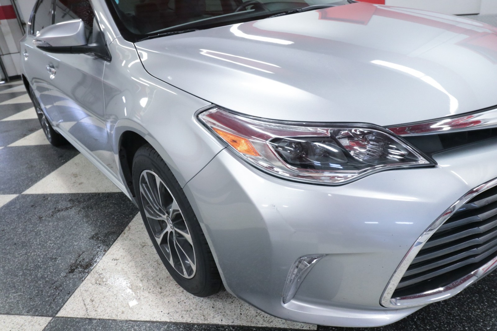 Used Car 2018 Toyota Avalon  Xle Premium For Sale Under $25,000 In Austin, Texas