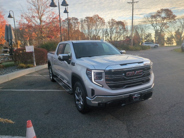 2022 GMC Sierra 1500 SLT 4