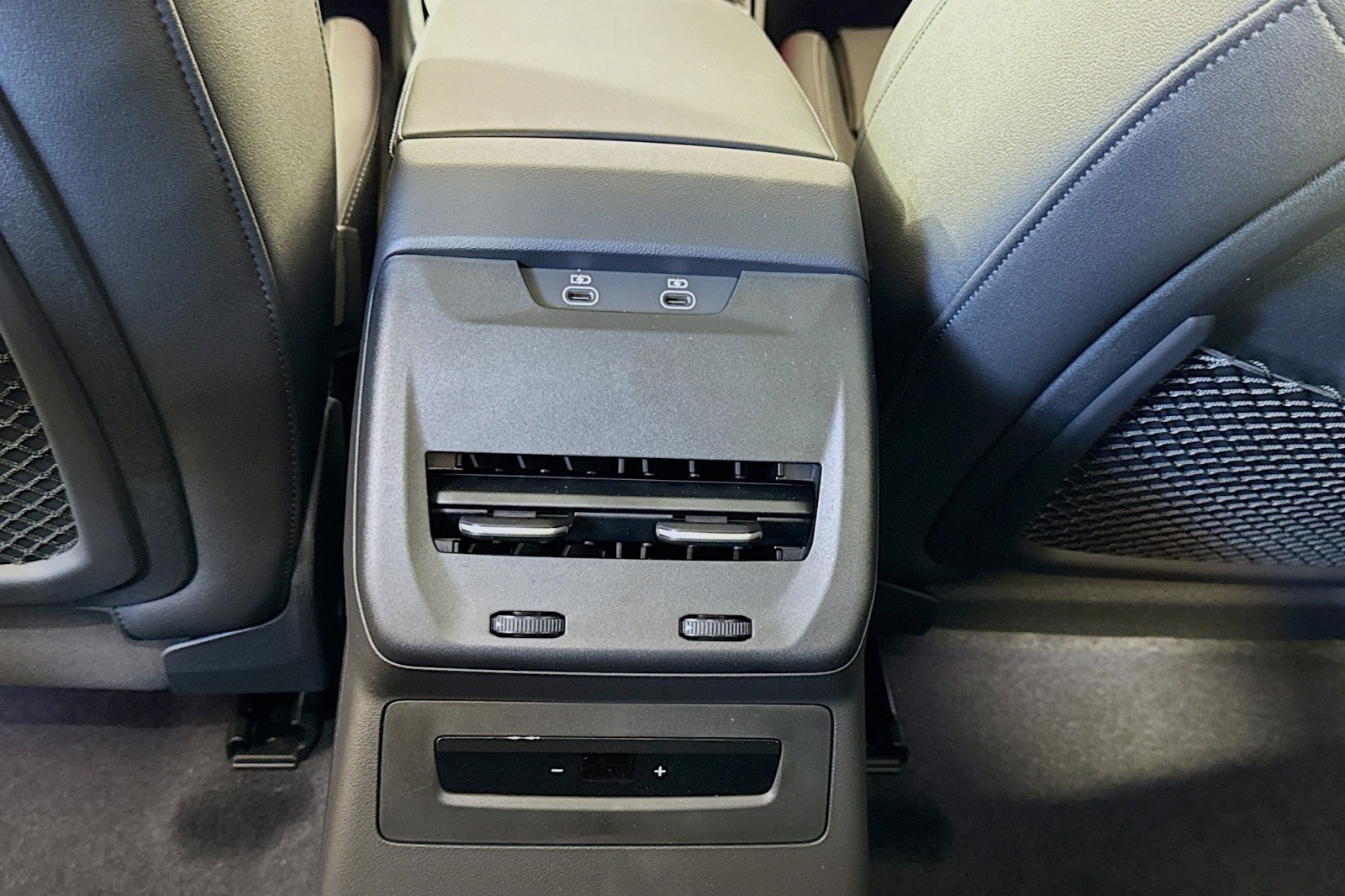 New 2025 Chronos Gray Metallic Audi Premium Plus 2.0 TFSI quattro image 24