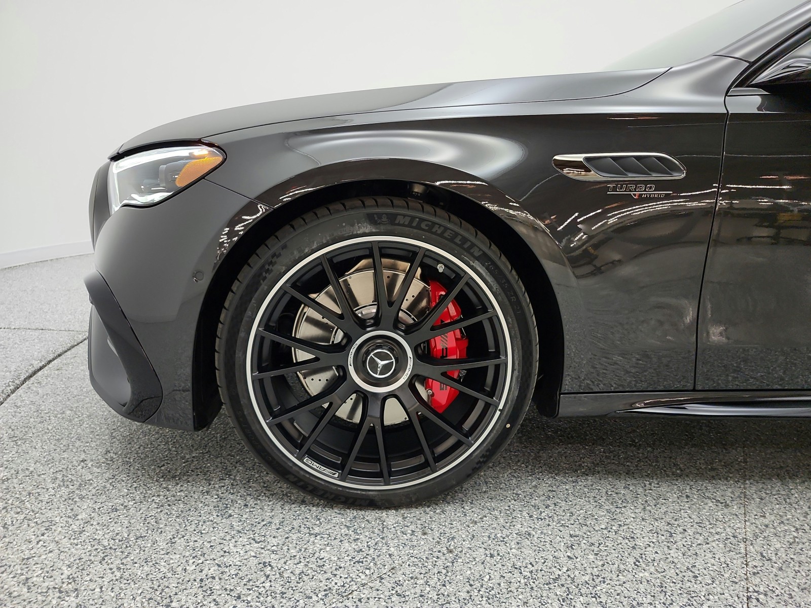 New 2027 Graphite Grey Metallic Mercedes-Benz AMG® E 53 Hybrid Sedan image 15