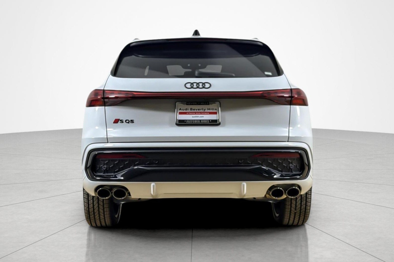 New 2026 Glacier White Metallic Audi Premium Plus 3.0 TFSI quattro image 4