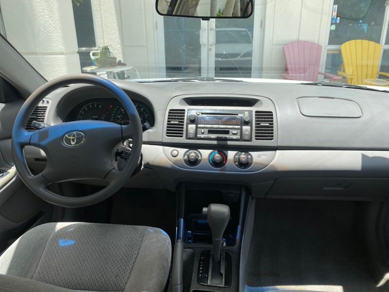 2003 Toyota Camry LE LOW MILES 61,005 in , 