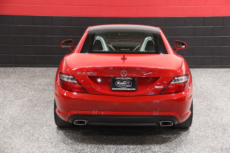 2012 Mercedes-Benz SLK 350 AMG Sport 2dr Roadster in , 