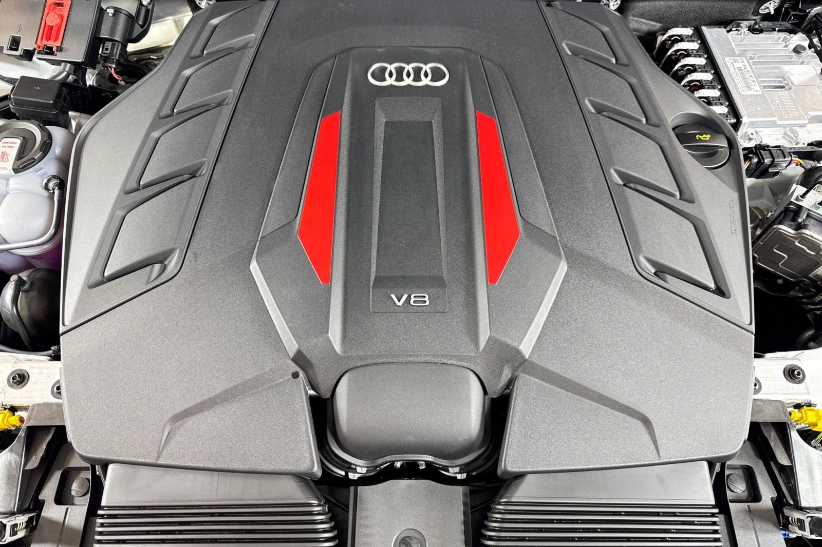 New 2026 Glacier White Metallic Audi Premium Plus quattro image 27