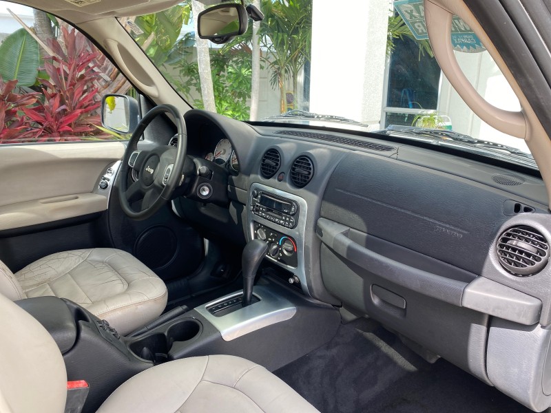 2004 Jeep Liberty Limited 1 OWNER SUNROOF in , 