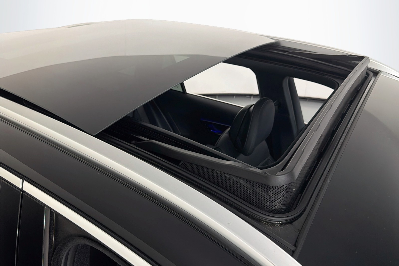 New 2026 Black Mercedes-Benz GLC 300 4MATIC® SUV image 23