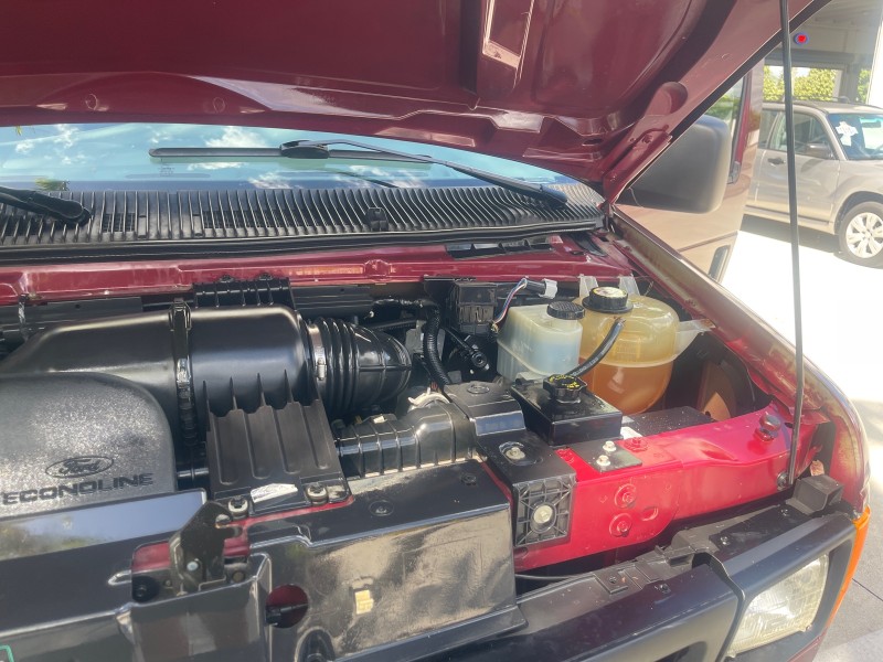 2006 Ford Econoline Wagon XLT 8 PASS LOW MILES 56328 in ,