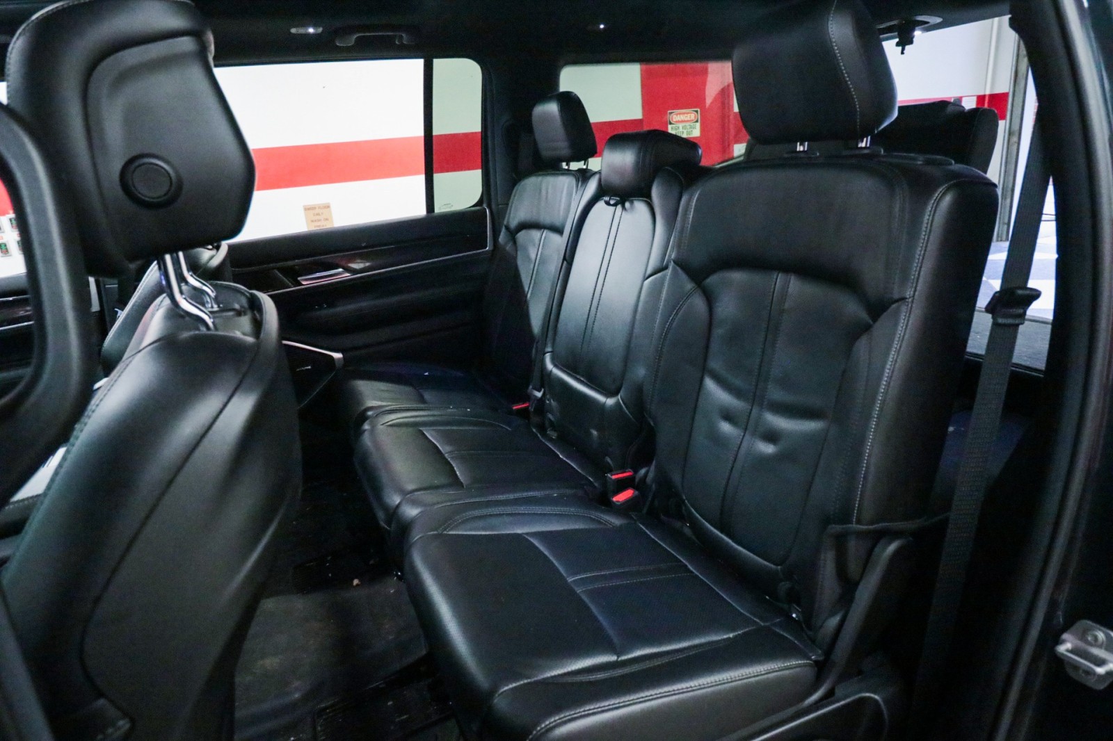 Used Car 2022 Jeep Wagoneer  Series I For Sale Under $40,000 In Austin, Texas