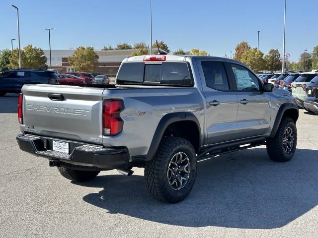 2024 Chevrolet Colorado 4WD ZR2 3