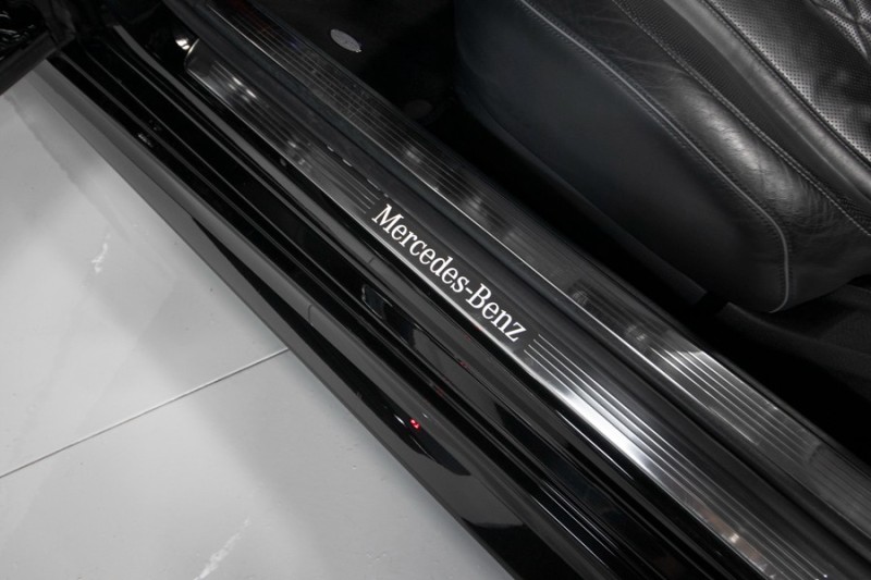 2017 Mercedes-Benz S-Class S 550 DESIGNO Cabriolet ($148,310 MSRP) *ONLY 27,000 MILES in , 