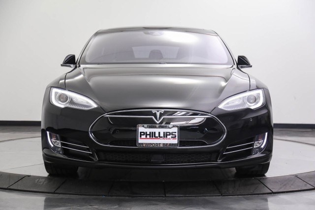 2016 Tesla Model S P90D 8