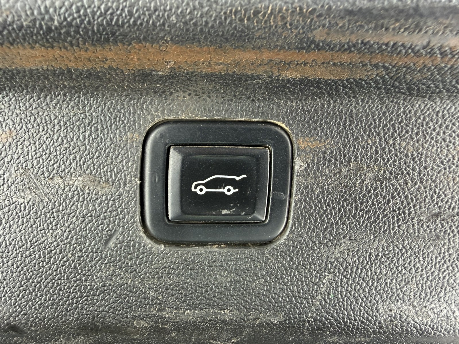 2021 Chevrolet Tahoe - $40,988