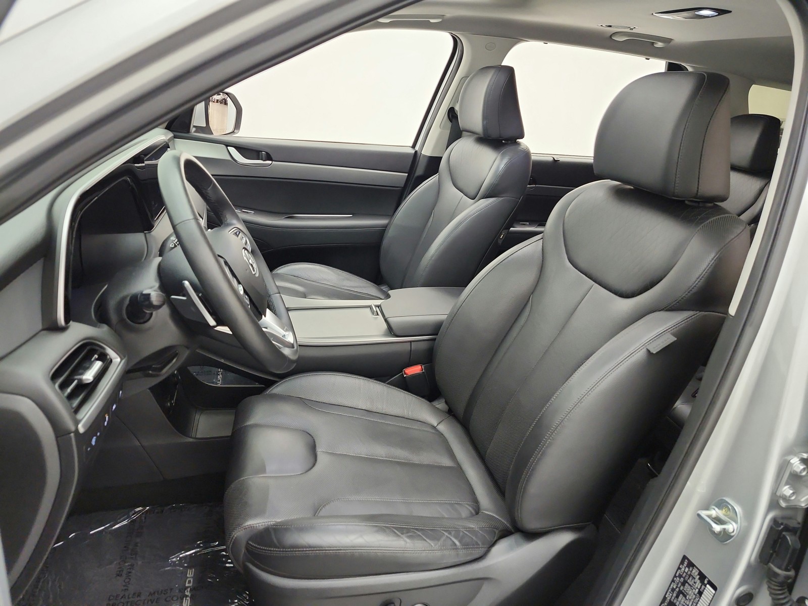 Used 2022 Typhoon Silver Hyundai SEL AWD image 15