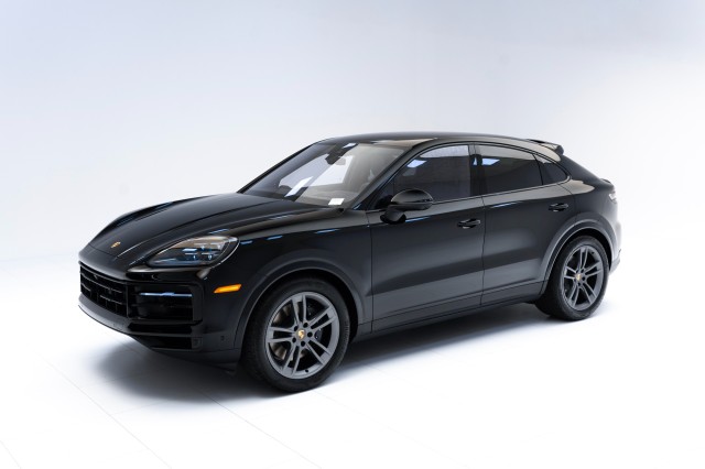 2024  Cayenne Coupe in , 