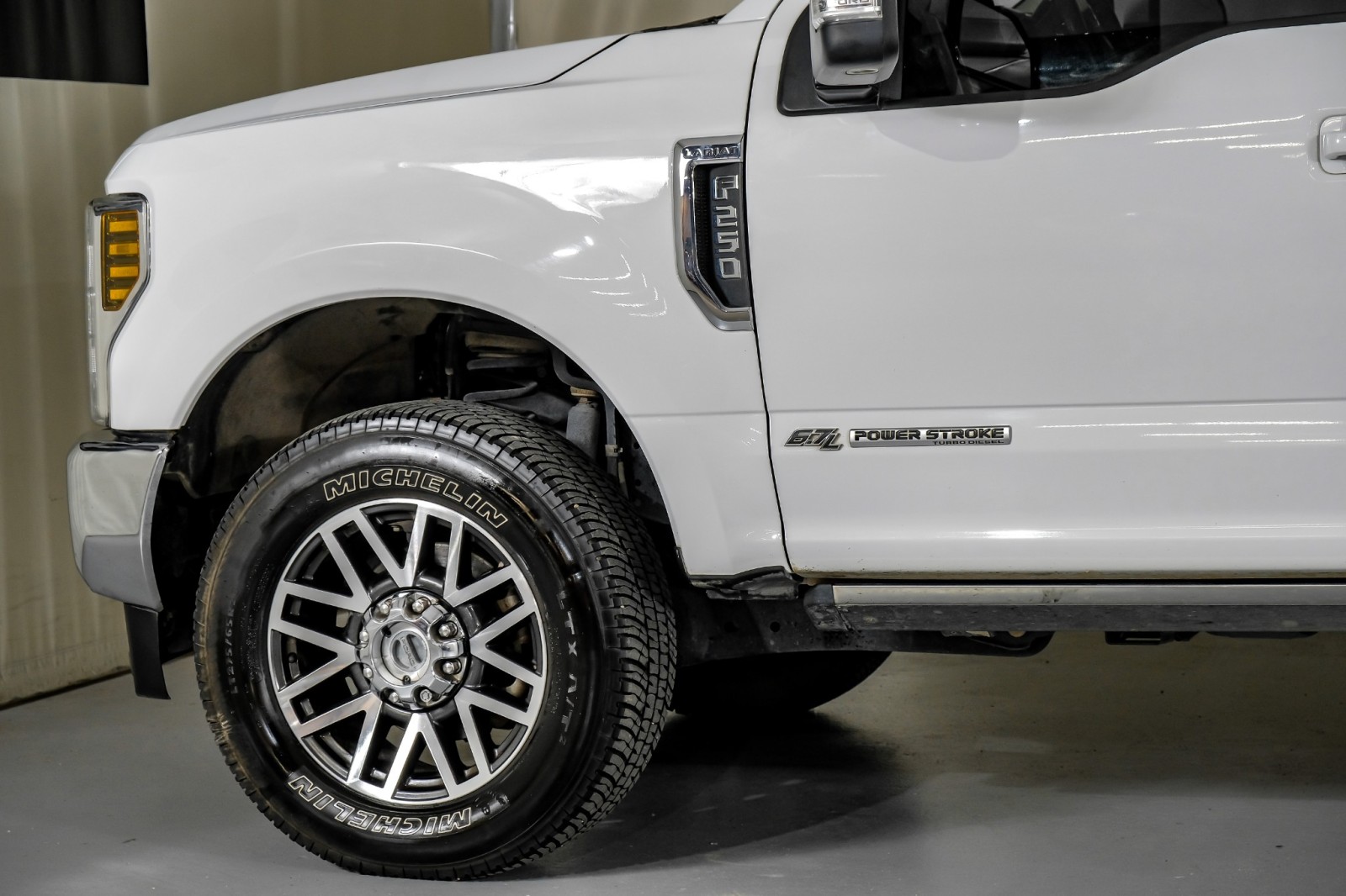 2019 Ford F-250 Lariat 12