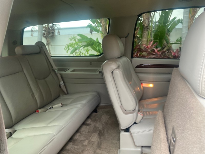 2003 Cadillac Escalade ESV SUV PEARL WHITE 4WD/AWD in , 