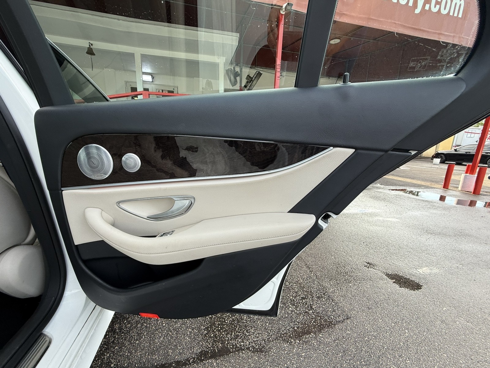 2019 Mercedes-Benz E-Class - $17,477