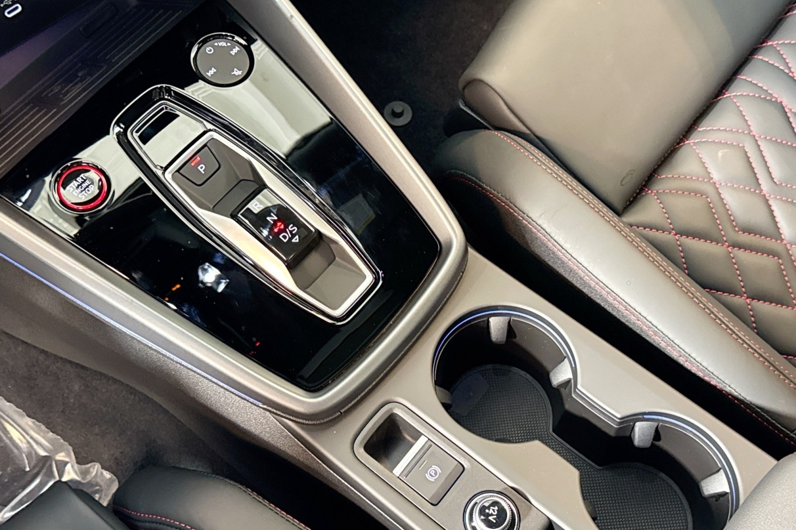 New 2026 Mythos Black Metallic Audi quattro image 15