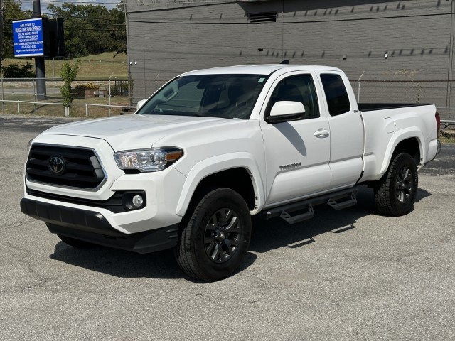 2022 Toyota Tacoma 2WD SR 5