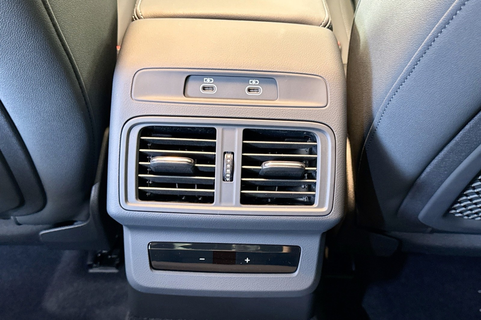 New 2025 Mythos Black Metallic Audi Premium Plus 2.0 TFSI quattro image 22