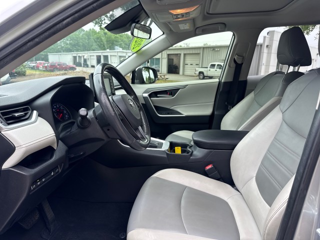 ToyotaRAV419