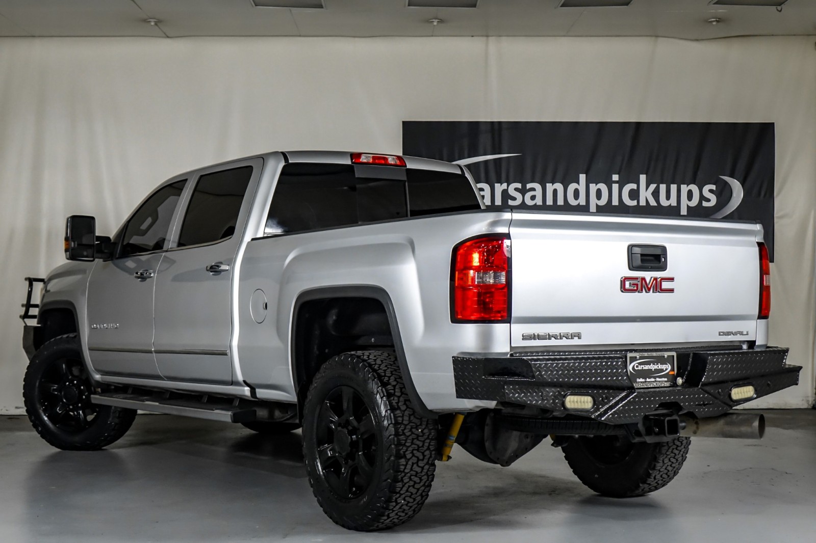 2019 GMC Sierra 2500HD Denali 10