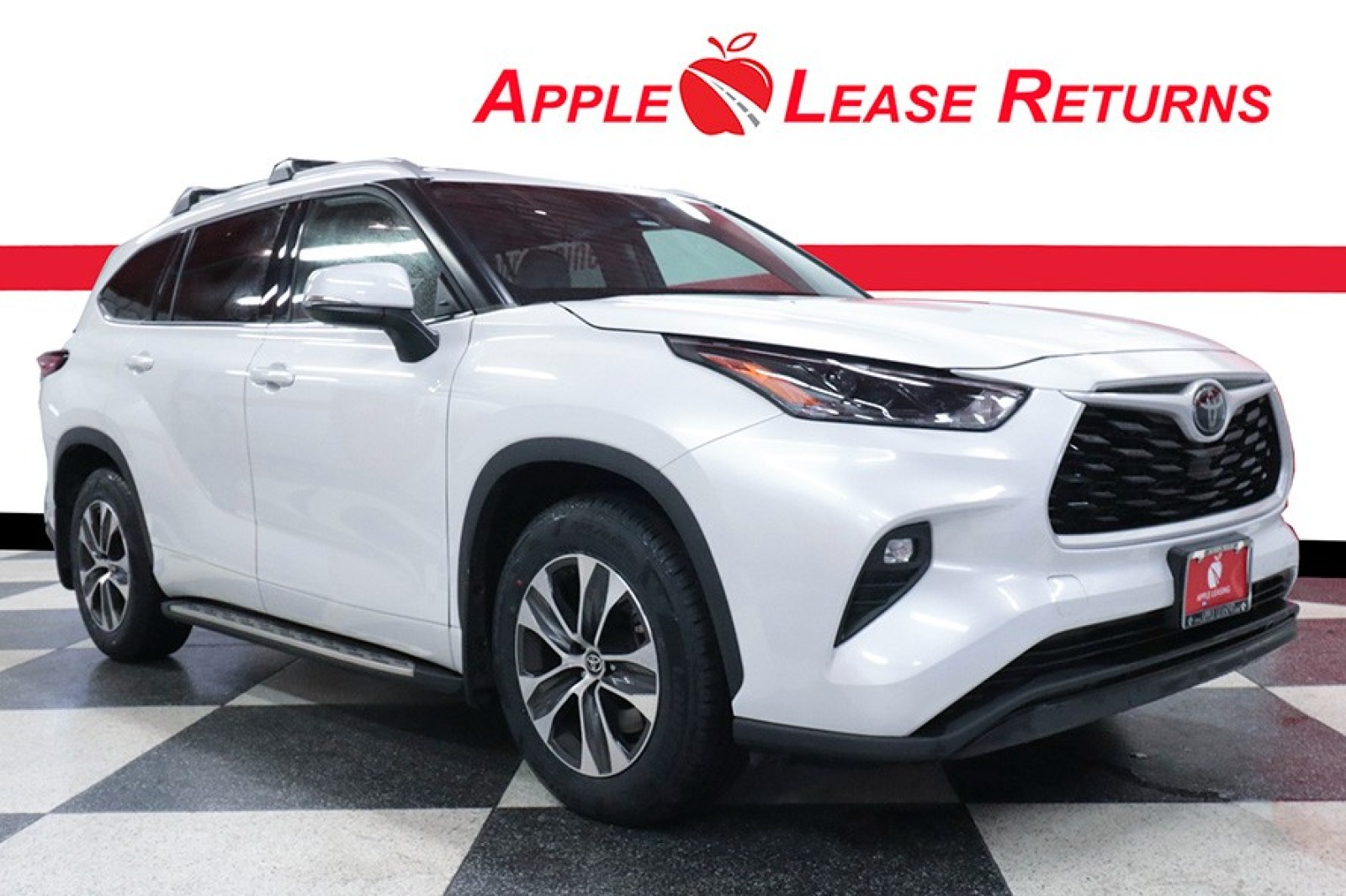 Used Car 2022 Toyota Highlander  Xle For Sale Under $35,000 In Austin, Texas